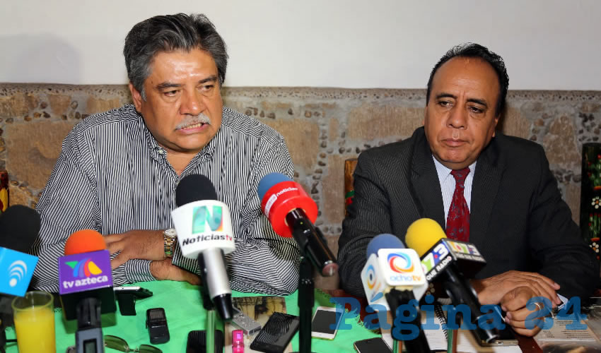 Rueda de prensa del Colegio de Abogados de Aguascalientes (Foto: Eddylberto Lu&eacute;vano Santill&aacute;n)