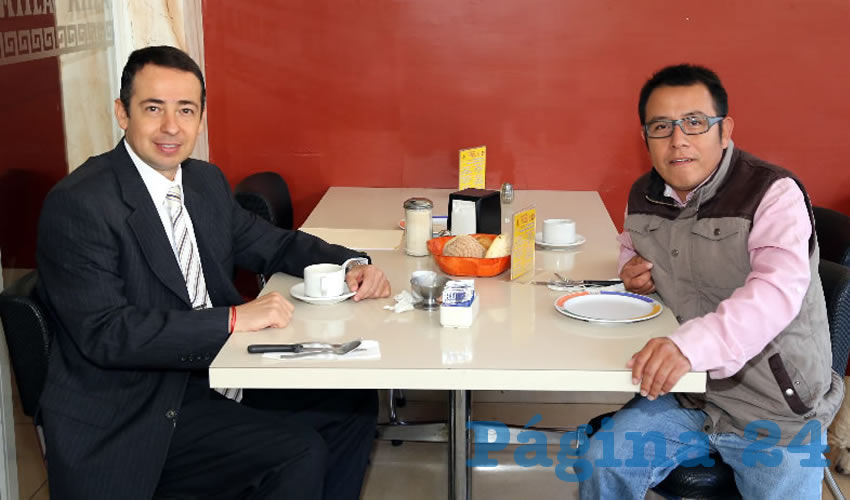 En el restaurante Mitla almorzaron Eduardo Flores Ram&iacute;rez, defensor legal de la Condusef, y Antonio Basilio Lino