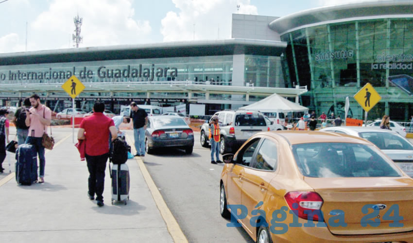 Desde que inició funciones hace más de 30 años, el aeropuerto de Guadalajara –a cargo del Grupo Aeroportuario del Pacífico– no ha pagado un solo peso de impuesto predial al municipio de Tlajomulco, por lo que exigen que la situación cambie/Foto: Cuartoscuro 