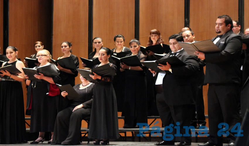 Aunque en años anteriores la temporada de la Orquesta Filarmónica de Jalisco incluía la participación del Coro de Jalisco para interpretar las óperas, en este 2016 el conjunto fue desplazado por el munipal de Zapopan, por órdenes de la secretaria de Cultura de Jalisco, Myriam Vachez Plagnol, todo por haberse quejado de sus condiciones laborales ante el gobernador/Foto: Cortesía 