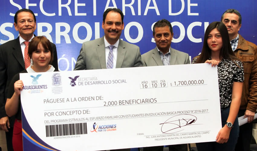 En la presente administraci&oacute;n se han entregado 28 mil 323 apoyos, con un presupuesto cercano a 27 millones de pesos, para mitigar la deserci&oacute;n escolar