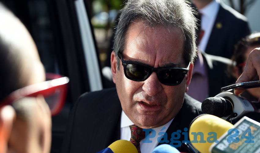 Carlos Lozano de la Torre, gobernador del Estado