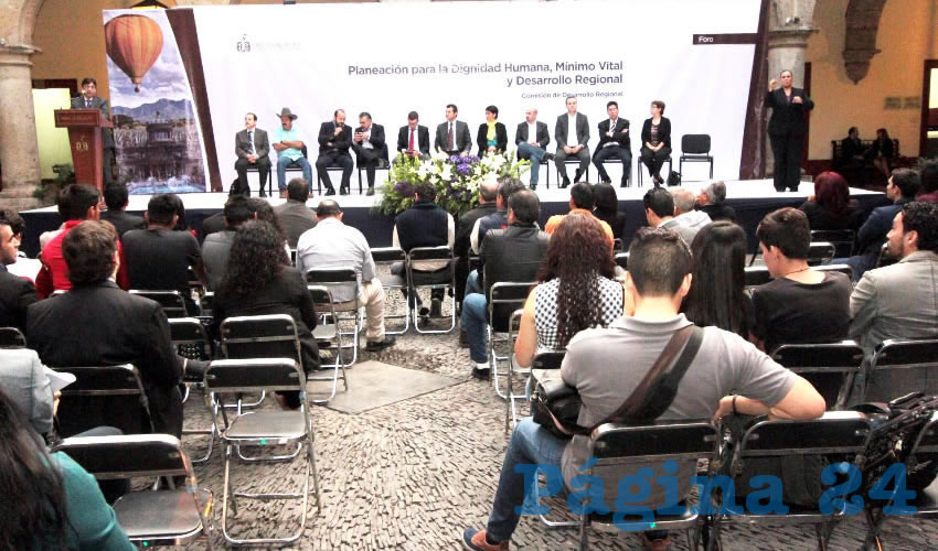 Una de las intenciones de este foro fue incorporar al presupuesto del próximo año lo observado por especialistas, y continuar en años subsiguientes, además de conformar una ley de desarrollo regional para Jalisco/Foto: Francisco Tapia 