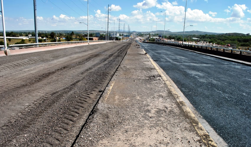 Esta obra se realiza en uno de los principales accesos al municipio de Guadalupe y a la capital