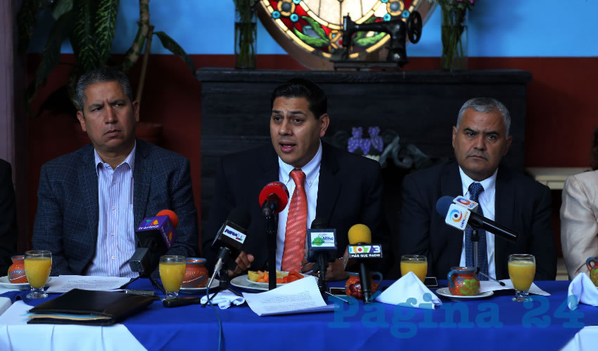 Javier Luévano Núñez; sus incondicionales lo están promoviendo para que se integre al Gabinete del gobernador electo Martín Orozco Sandoval (Foto: Eddylberto Luévano Santillán)
