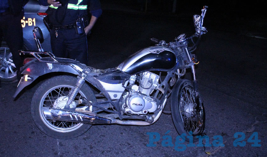 La motocicleta del caricaturista Cristian Garduño Ortiz