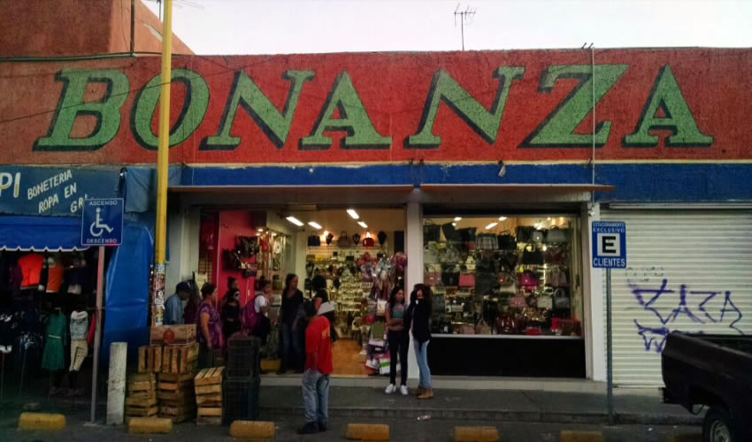 La agresi&oacute;n ocurri&oacute; afuera del Mercado Bonanza