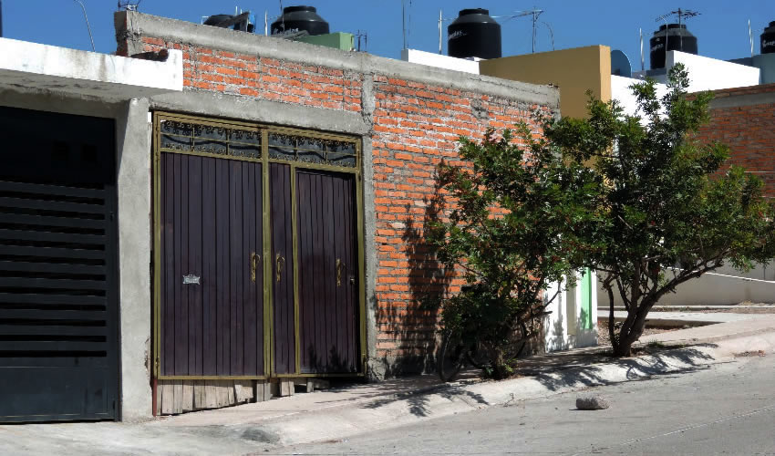 En la cochera de esta casa se colg&oacute; Sergio Daniel Garc&iacute;a