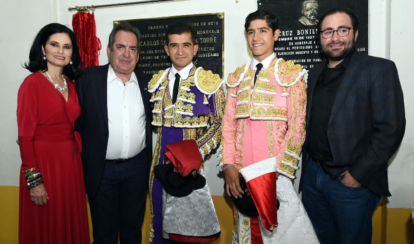 Empresarios y ganaderos, factor clave para seguir manteniendo el prestigio, la frescura y atractivo de la fiesta brava: CLT