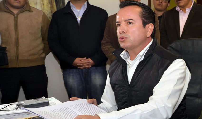 El diputado priísta zacatecano, Benjamín Medrano votó a favor de los matrimonios igualitarios, en contrasentido de su partido