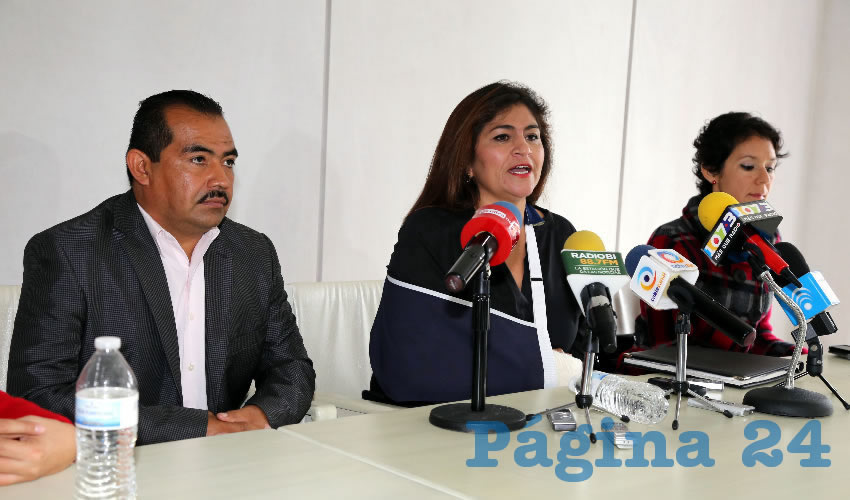 Rueda de prensa de Morena (Foto: Eddylberto Luévano Santillán)
