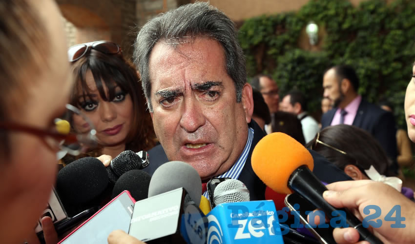 Carlos Lozano de la Torre, gobernador del Estado