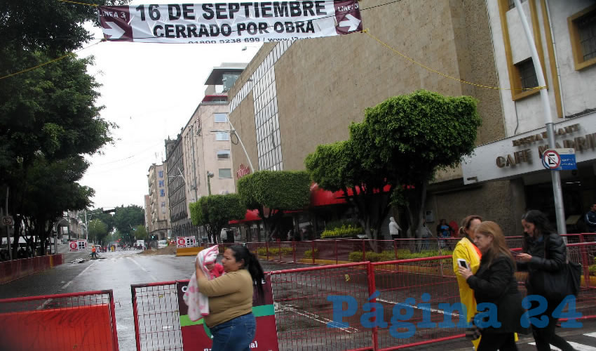 Si de por sí había poca afluencia de personas al centro tapatío, los nuevos cierres convertirán en un desierto el lugar, por lo que los locatarios de la zona temen perder sus fuentes de ingreso 