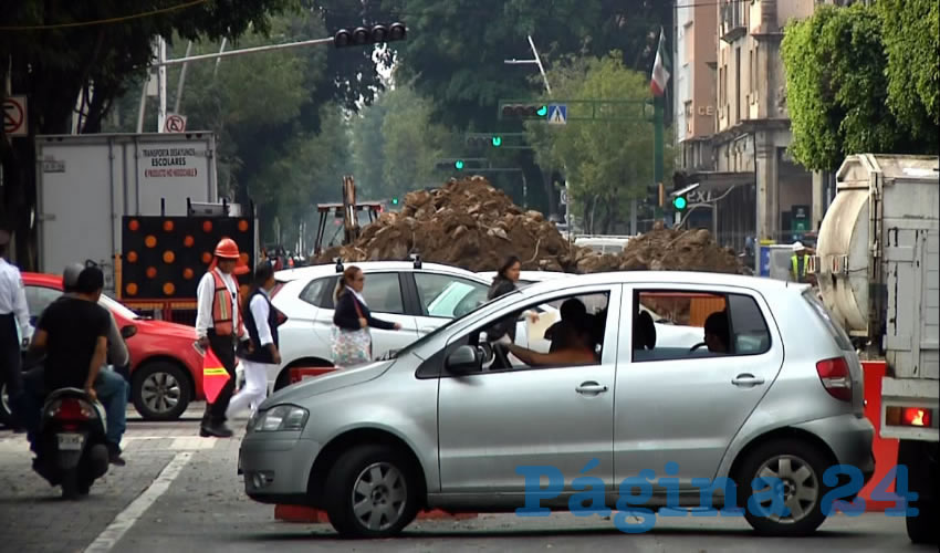 El cruce de avenida Juárez y avenida 16 de Septiembre cerrado por tres semanas plantea un escenario catastrófico para la movilidad en el corazón de Guadalajara/Foto: Francisco Andalón López 