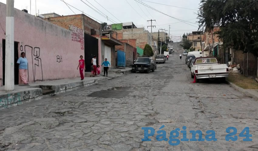¿Será por lo inaccesible de las calles de la colonia Agua Fría que la policía de Zapopan no llega a esta olvidada zona? Además de la prevaleciente inseguridad, el estado de las vialidades también es una exigencia que no ha sido escuchada por la autoridad/Foto: Rafael Hernández Guízar 