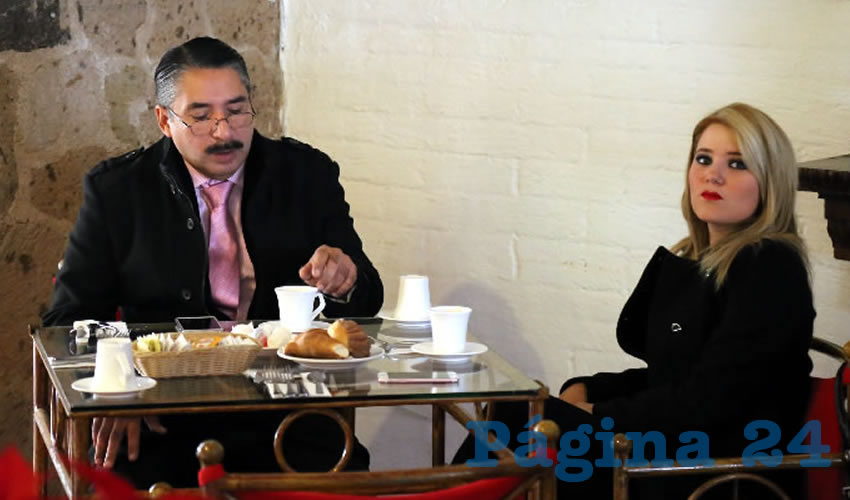 El Fiscal General del Estado, &Oacute;scar Fidel Gonz&aacute;lez Mend&iacute;vil, desayun&oacute; ayer acompa&ntilde;ado de una mujer no identificada, en conocido restaurante