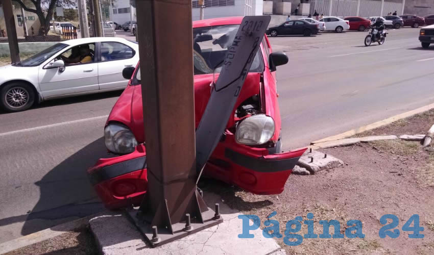 El accidente ocurri&oacute; sobre avenida Aguascalientes oriente