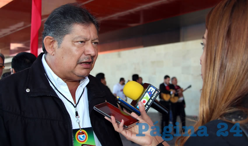 Roberto Mora M&aacute;rquez, secretario general del Sindicato de Trabajadores de Autotransporte (Foto: Eddylberto Lu&eacute;vano Santill&aacute;n)