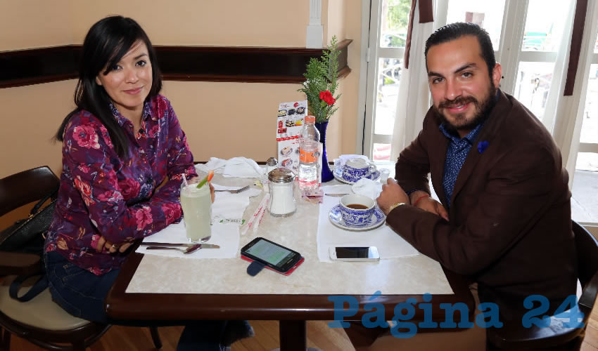 Anabel Villalobos y Kike de la Torre se reunieron en Sanborns Francia