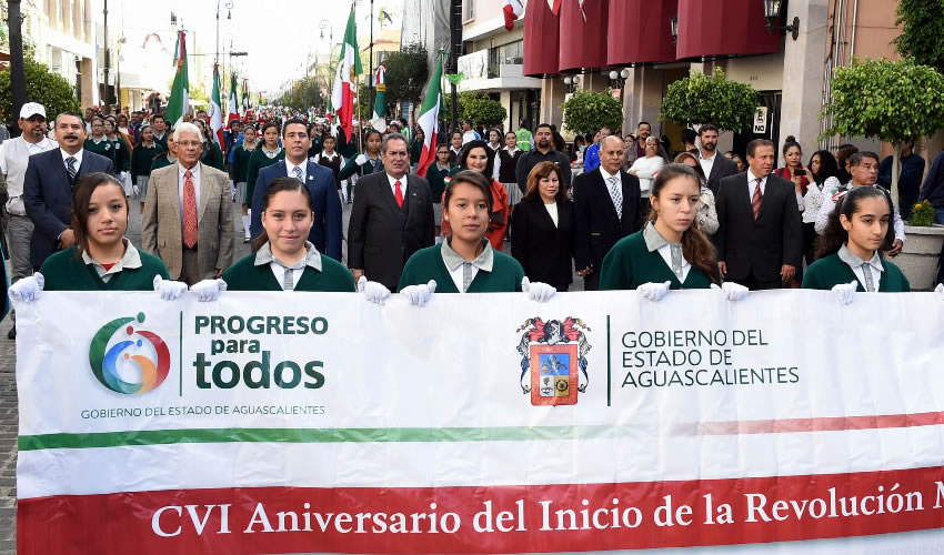 Participaron más de tres mil personas de distintos ámbitos y disciplinas como el deporte, educación, seguridad pública y agrupaciones civiles