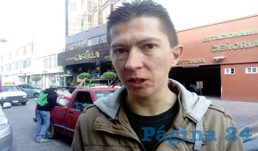 Felipe M&aacute;rquez Mu&ntilde;oz, enlace gubernamental de Human Society International