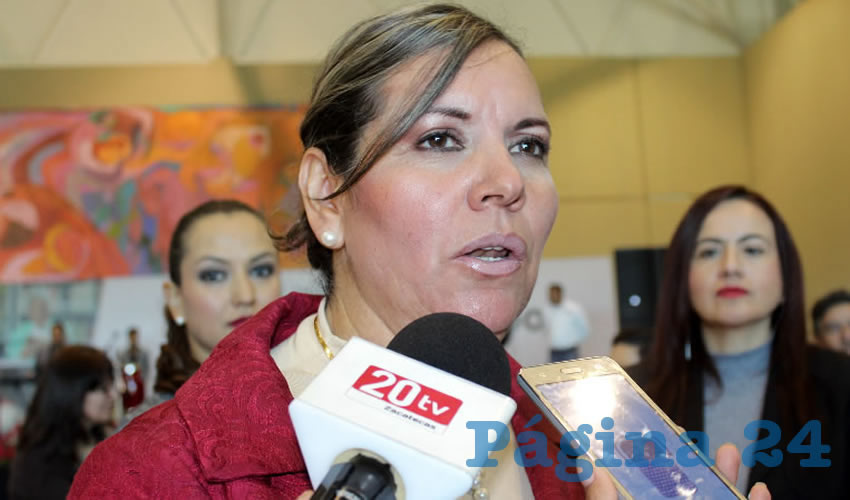 Patricia Frausto Ortiz: La tarjeta del Inapam que trae muchos beneficios a las personas de la tercera edad, principalmente en los servicios municipales como el pago del agua potable, pago de predial y hasta 50 por ciento de descuento en el Registro Civil (Foto: Roció Castro)