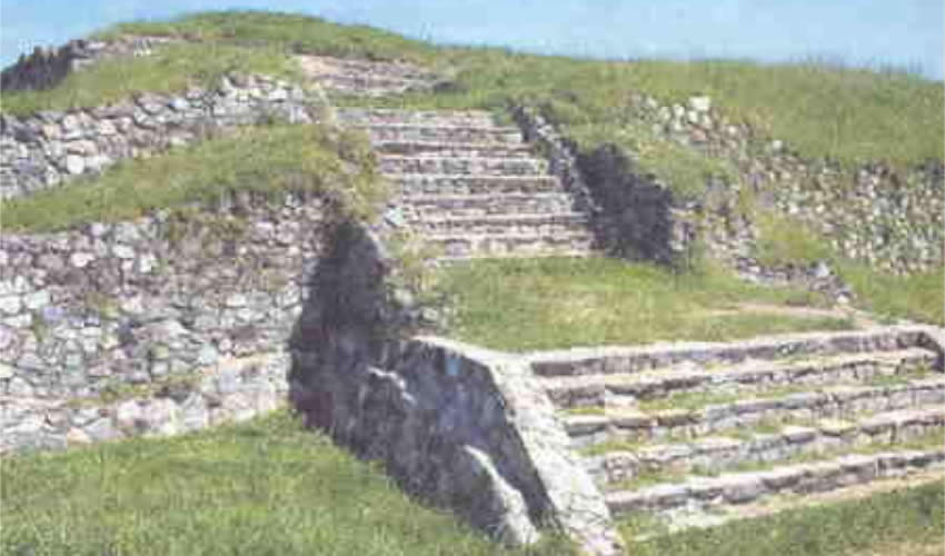 El Ixtépete consta de tres monumentos y el área protegida es de unas seis hectáreas. De los trabajos realizados se rescataron algunos utensilios de cerámica. Hacia la parte trasera de las ruinas se encuentra un arroyo de temporal delimitado por un canal de piedras/Foto: Cortesía 