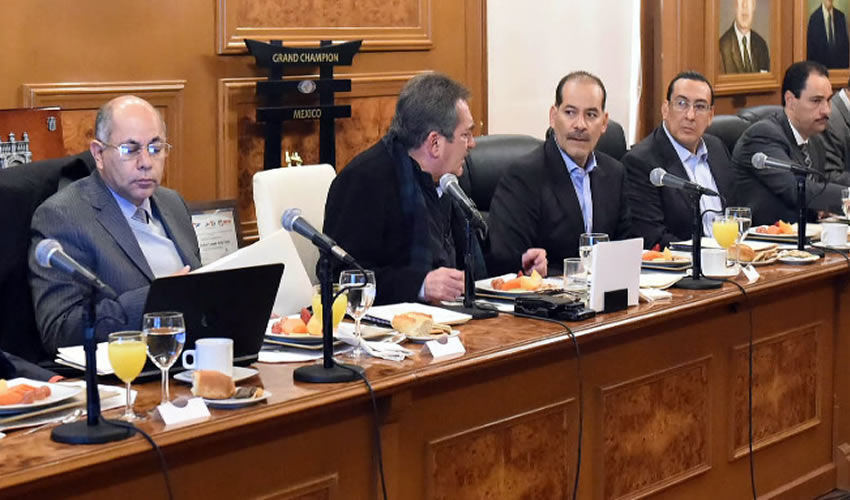 Carlos Lozano de la Torre encabezó junto con Martín Orozco Sandoval los trabajos de la reunión para revisar las acciones que fortalecen la tranquilidad en todo el territorio estatal