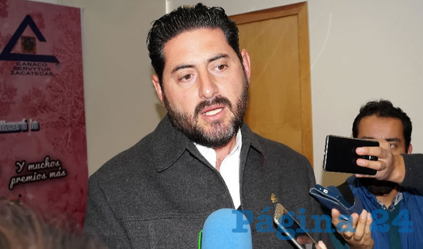 Alfredo Pérez Salcedo: “Al final de cuentas el comerciante es el que debe de jalar al cliente de la banqueta a su negocio, yo le ayudo al cliente a que haya flujo y haya gente” (Foto: Merari Martínez)