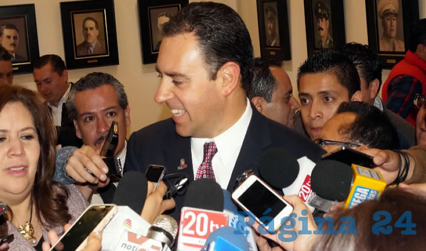 Alejandro Tello Cristerna: “Siendo honestos, cómo obtuvieron cada uno de los concesionarios del transporte público en este estado sus concesiones en el pasado; bajo la misma dinámica y la gran mayoría de las veces por una concesión que el gobernador les dio” (Foto: Merari Martínez Castro)