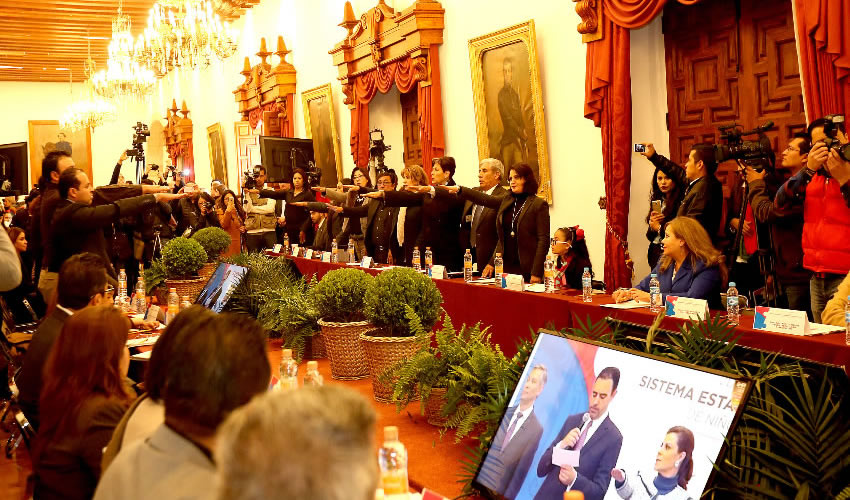 En Zacatecas, cinco de cada 20 niños no tienen servicios de salud, 20 mil sufren problemas de desnutrición y 21 mil padecen anemia