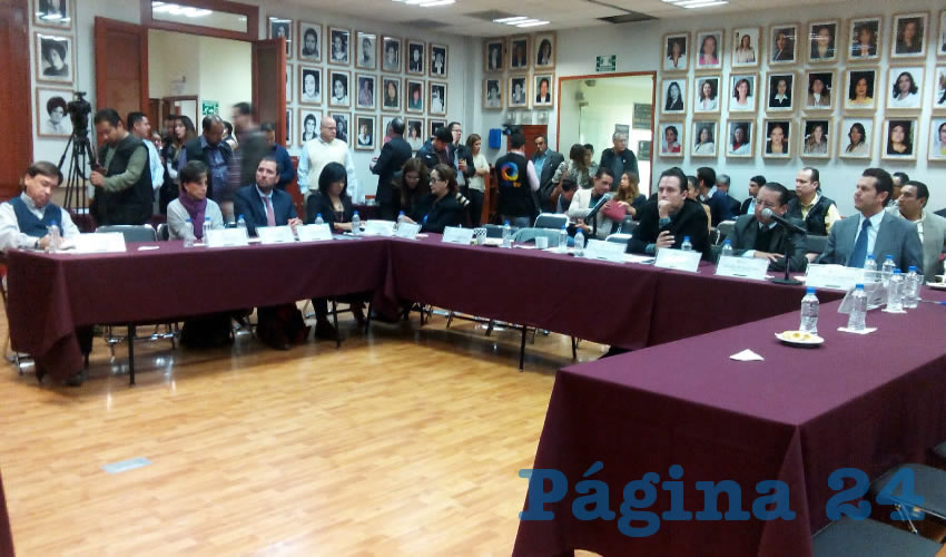 Aunque se hizo extensiva la invitación a los 39 diputados de Jalisco para que asistieran y cuestionaran a los candidatos a auditor, apenas ocho legisladores estuvieron presentes… o interesados/Foto: Francisco Tapia 
