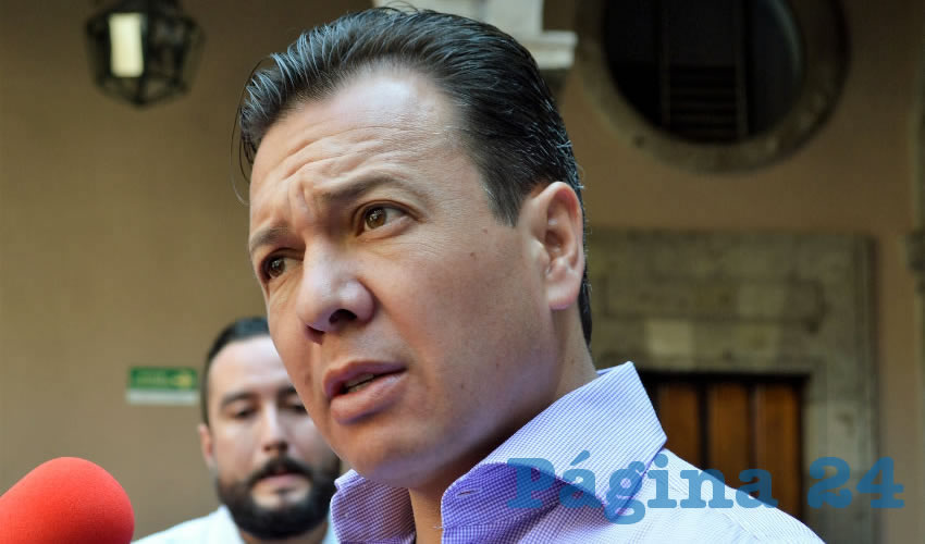 El alcalde zapopano Pablo Lemus (en la imagen) debe tomar ya la medida “que no es popular y no es algo que les guste”, de desalojar de zonas de riesgo a personas asentadas irregularmente, antes de que ocurra alguna desgracia, precisó regidor priísta/Foto: Archivo Página 24