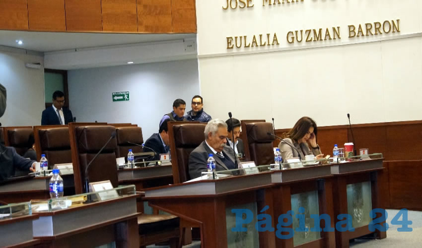 Julia Olguín: “Es una frecuencia que sería utilizada para fungir como la plataforma más grande de difusión del quehacer legislativo local, permitiendo a las y los zacatecanos tener un acceso oportuno a los debates de los temas que día a día se abordan” (Foto: Merari Martínez Castro