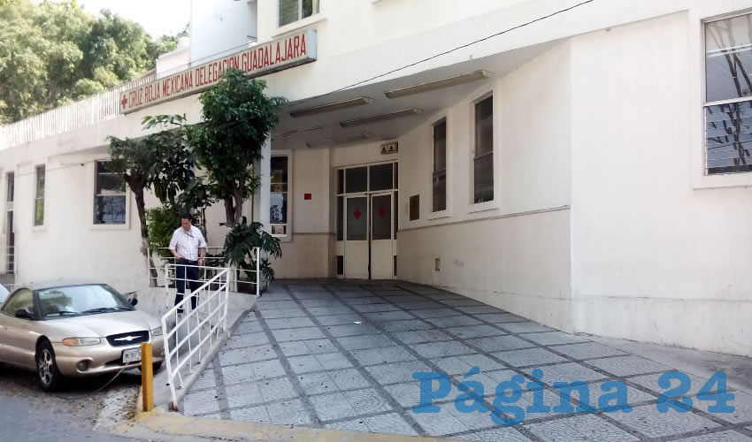 Aunque no se niega la loable labor que realiza la Benemérita Institución en la ciudad, habitantes de Jalisco entrevistados cuestionaron que no se le asigne dinero desde el gobierno estatal, en vez de cargarle la mano a los automovilistas/Foto: Francisco Tapia 