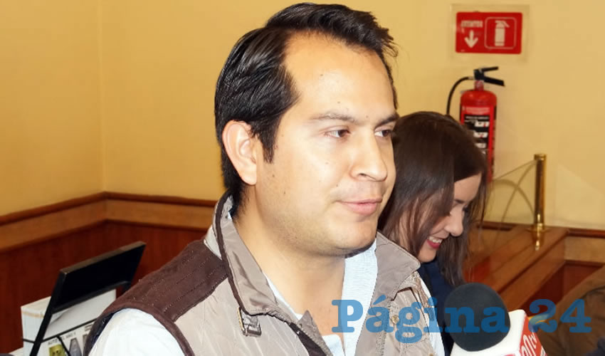 Víctor Manuel Legaspi Solís: En todo el estado existen alrededor de cinco mil 700 unidades dedicadas al área de restaurantes, “si cada restaurante contrata a cinco (meseros) estamos hablando de 25 empleos por temporada” (Foto: Merari Martínez Castro)