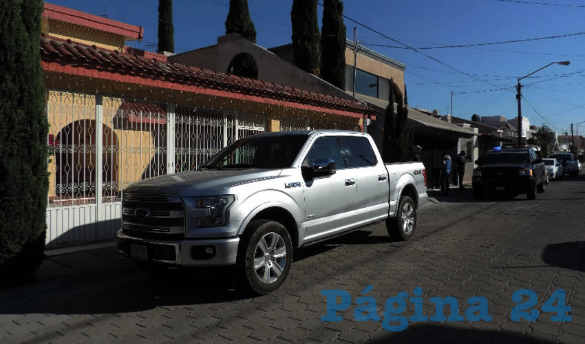 La v&iacute;ctima fue atacada cuando se dispon&iacute;a a abordar su camioneta Ford Lobo Platinum