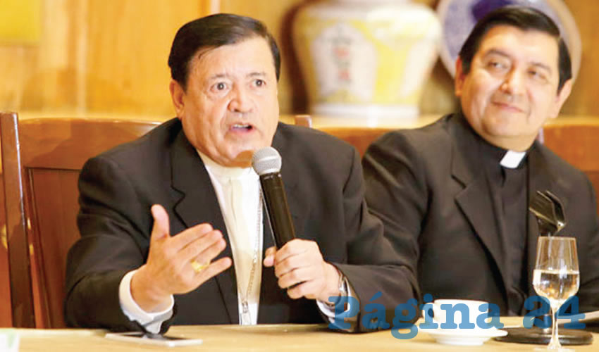 “Yo no he protegido absolutamente a ningún pederasta, de hecho aquí en la Arquidiócesis al menos unos 15 sacerdotes han recibido no solamente el juicio, sino sentencias que afortunadamente no tenemos que dar nosotros”, manifestó Norberto Rivera, encargado de la Arquidiócesis de México/Foto: Cuartoscuro