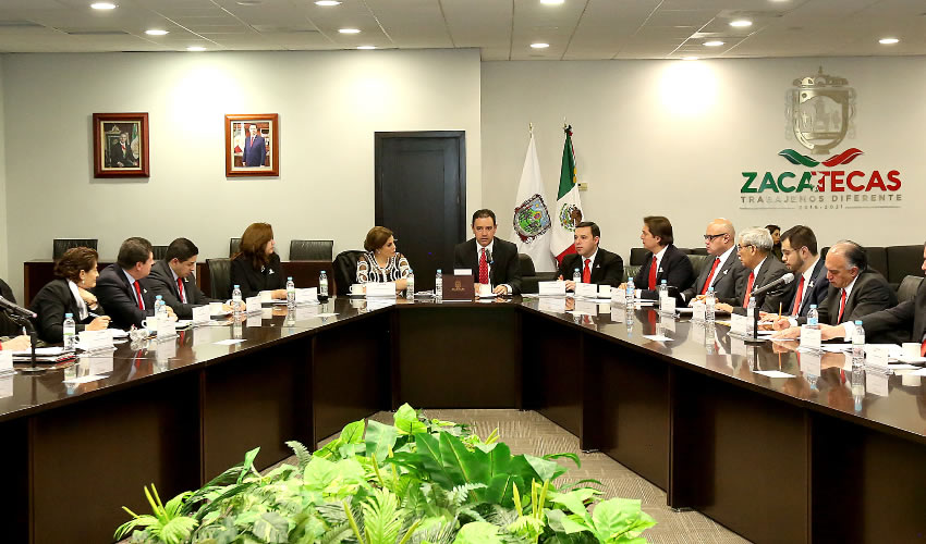 El mandatario encabeza reunión de Gabinete ampliado para evaluar el trabajo alcanzado