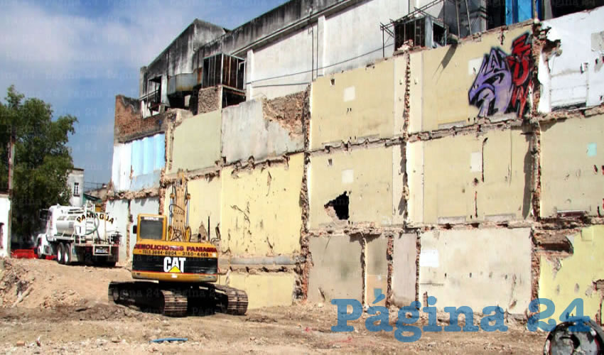 El lento avance de los trabajos para erigir la anhelada Ciudad Creativa Digital hace dudar hasta el más escéptico de que el próximo año se logrará concretar algo en el lugar. Pese a los “grandes planes” y a ser un lugar que destacará a nivel mundial, la promesa aún no se cristaliza/Fotos: Archivo Página 24