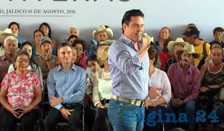 En contraparte, otros beneficiados del programa “Familias sin Frontera”, implementado por el gobernador Aristóteles Sandoval en agosto pasado, se dijeron felices de poder pasar las fiestas decembrinas con sus familiares que viven en Estados Unidos/Foto: Cortesía 