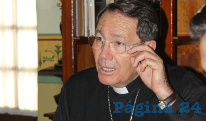 Sigifredo Noriega Barceló: “Que esta Navidad enlacemos la compasión de Dios y el don de la familia para que sea escuela de fraternidad. Que sembremos y cultivemos semillas de esperanza para ser una sociedad sana justa y solidaria. Que colaboremos para que crezca la fe en Dios misericordioso y en la dignidad y respeto de cada ser humano y de cada familia” (Foto: Archivo Página 24)