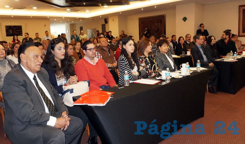 Perla Martínez: El seminario es realizado con la finalidad de que futuros funcionarios públicos, ya sea en las alcaldías, gubernaturas o diputaciones cumplan las demandas de la sociedad (Foto: Merari Martínez Castro)