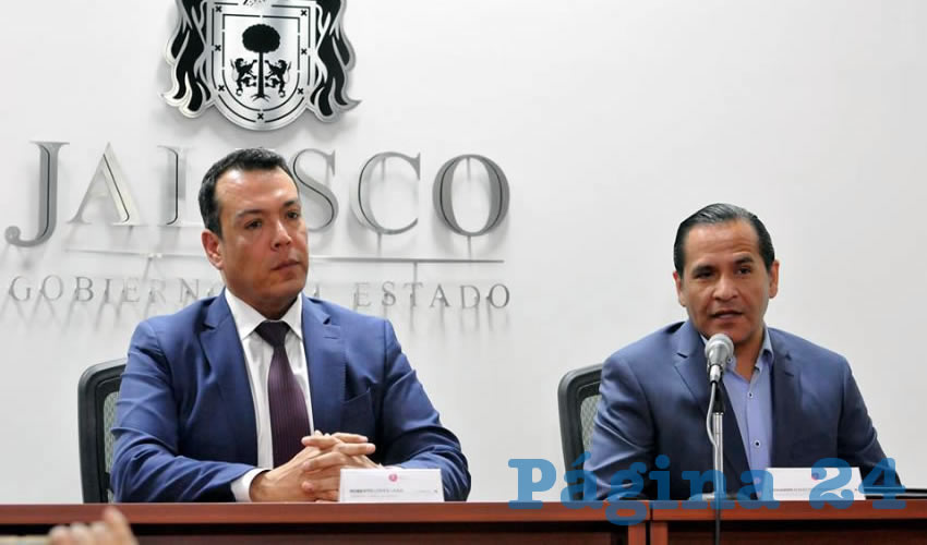 “Debemos ser responsables y promotores del diálogo con el cual se construyen acuerdos y se llegan a consensos que ese es el camino para lograr los avances en beneficio de la sociedad”, en vez de generar confrontación, expuso el secretario de Gobierno, Roberto López Lara, horas después del operativo de elementos antimotines en el centro tapatío/Foto: Cortesía 