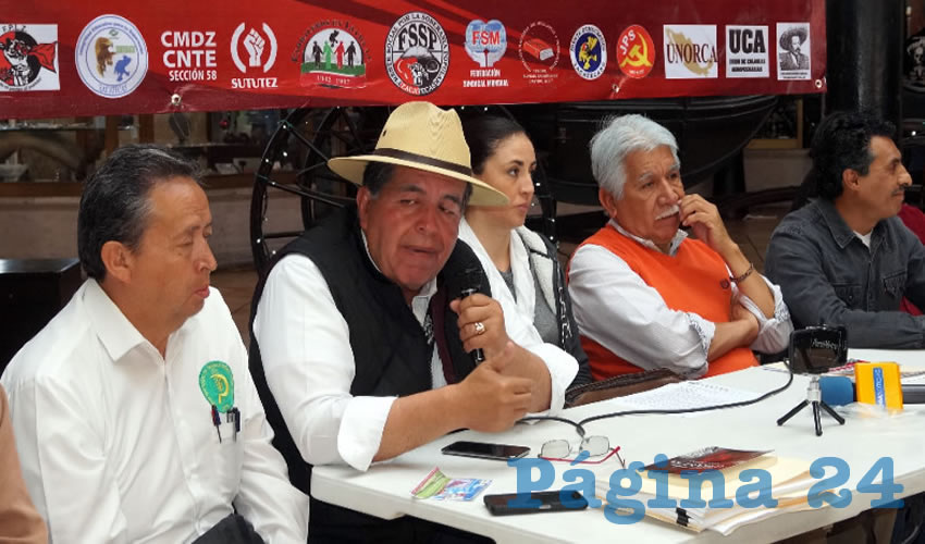 Marcelino Rodarte Hernández: “No daremos tregua al gasolinazo en todos estos meses, comenzaremos con la movilización del sábado 7 de enero, se realizará una más el lunes 9 de enero y otra nacional programada para el 31 de enero” (Foto: Merari Martínez Castro)