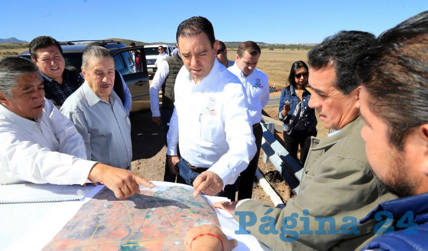 Junto con el alcalde y los secretarios de Infraestructura, del Campo, el mandatario supervisó los terrenos donde se proyecta instalar el Parque Agroindustrial