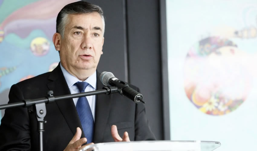 José de Jesús Santana García, senador de la República