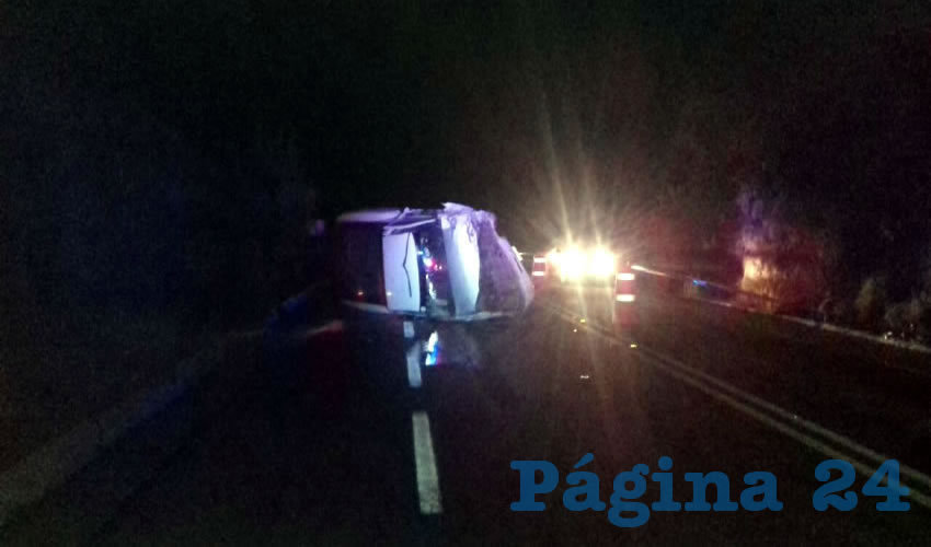 En la carretera federal 70 poniente, falleció Yucari Fabiola Valtierra Femat, que iba al volante de una camioneta Chevrolet