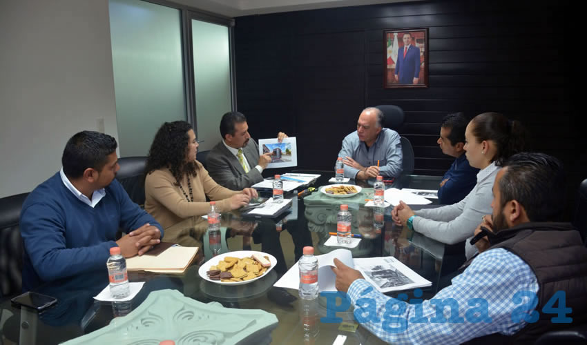 De la misma manera Uc Jacobo aclaró que dentro de las acciones que se están buscando para atraer más turismo a la ciudad es que el comercio se reactive los sábados, esto por la situación que llegan a la ciudad turistas en dichos días y encuentran la mayoría de los sitios atractivos de Jerez cerrados.
