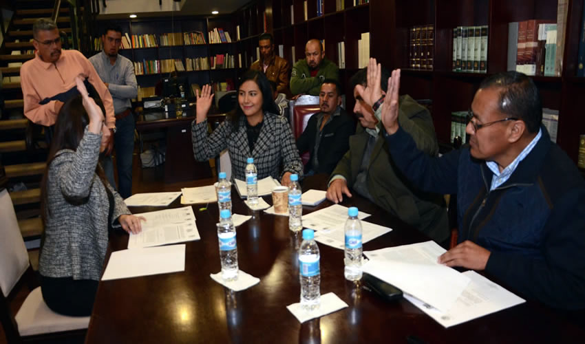 Reuni&oacute;n de diputados con Sedec y Secture